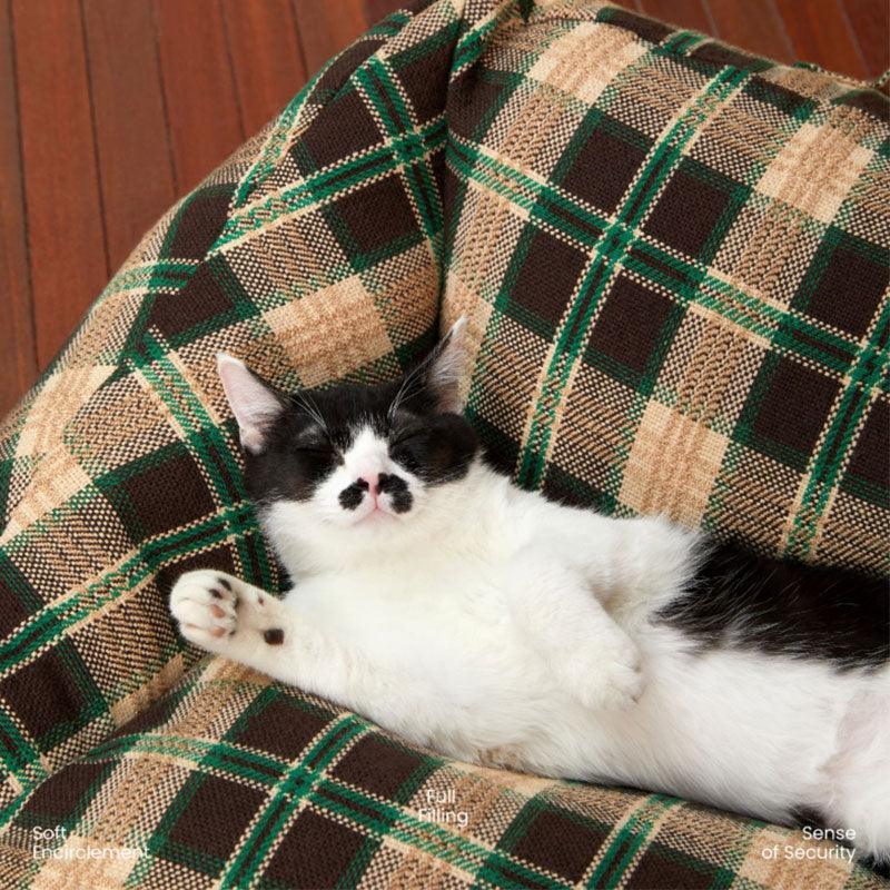 Retro Plaid Cat Habitat Set