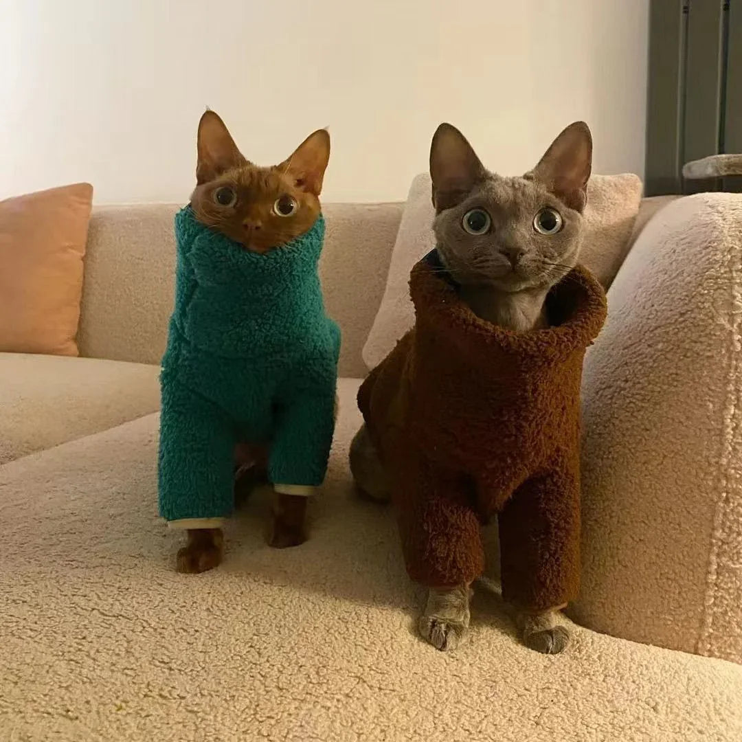 Suéter de cuello alto con diseño de gato acogedor