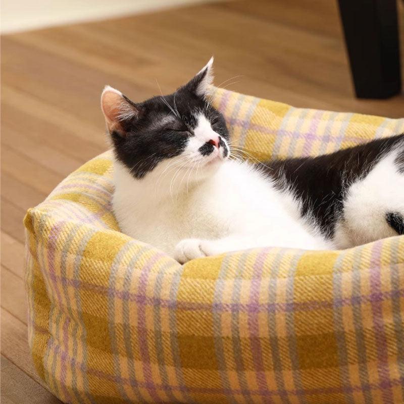 Retro Plaid Cat Habitat Set