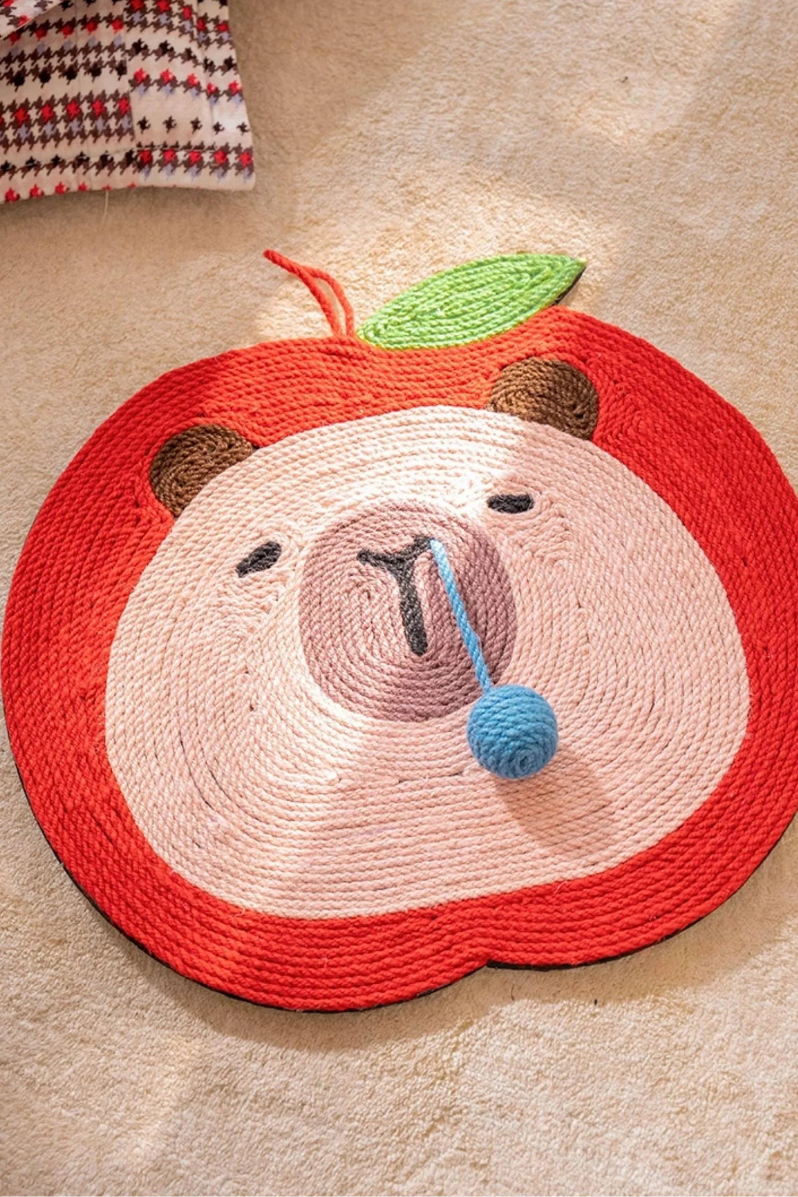 Capybara Katzenkratzbaum