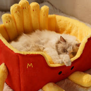 Katzenbett aus einer Pommes-Frites-Box 